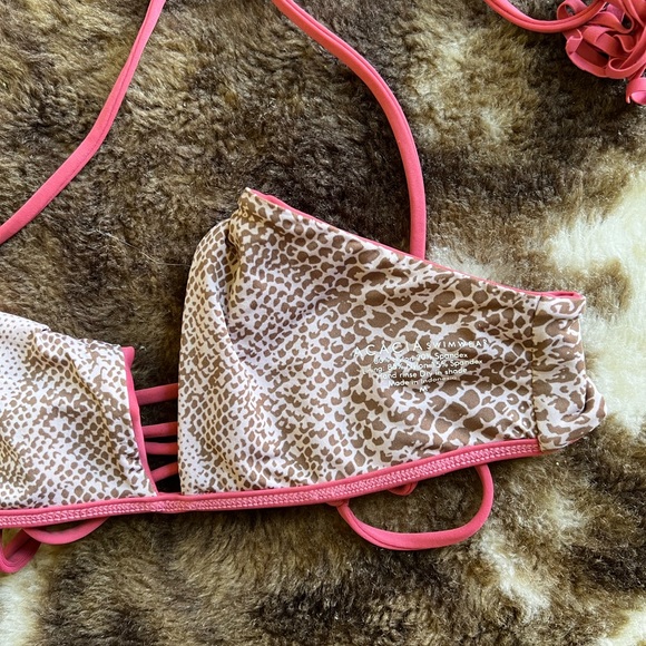 Acacia swim top - Picture 2 of 3